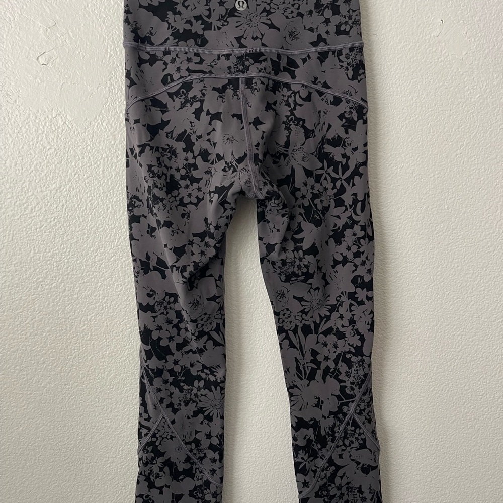 Lululemon All You Do Crop Legging Sz 2 High Rise Nulu Efflorescent Nebula Black - Picture 6 of 11